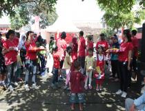 crowded penonton