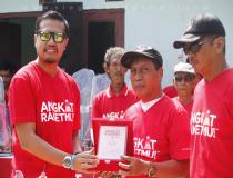 serah terima plakat